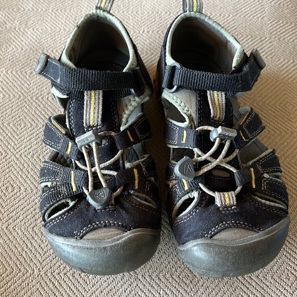 Boys Keen Shoes